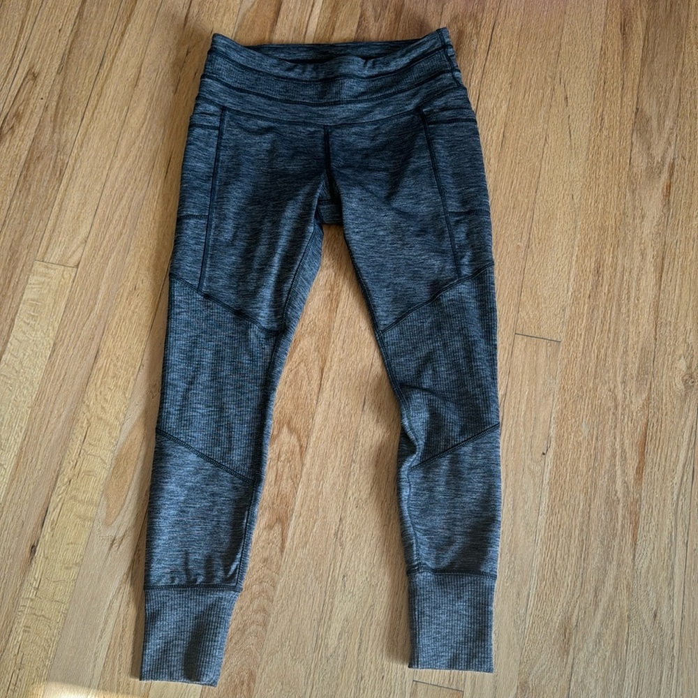 Like new women’s Athleta joggers